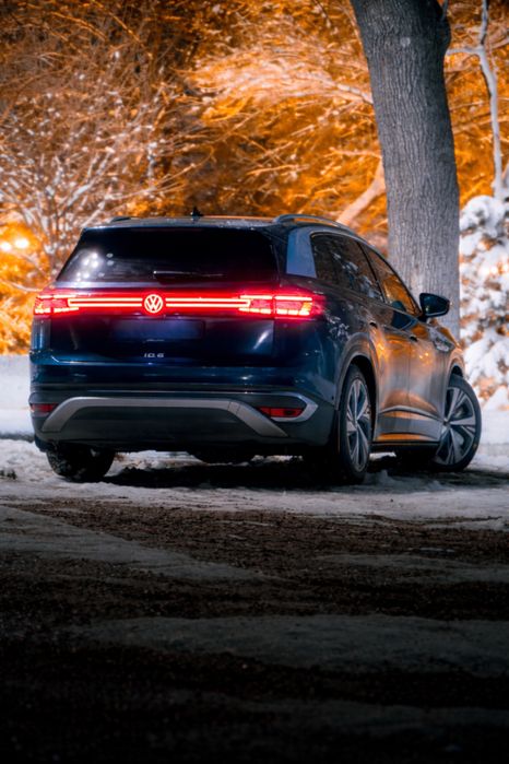 Volkswagen ID.6 CROZZ PRO, 601 km запас ход, 7-местный SUV, 84.8 kWh,