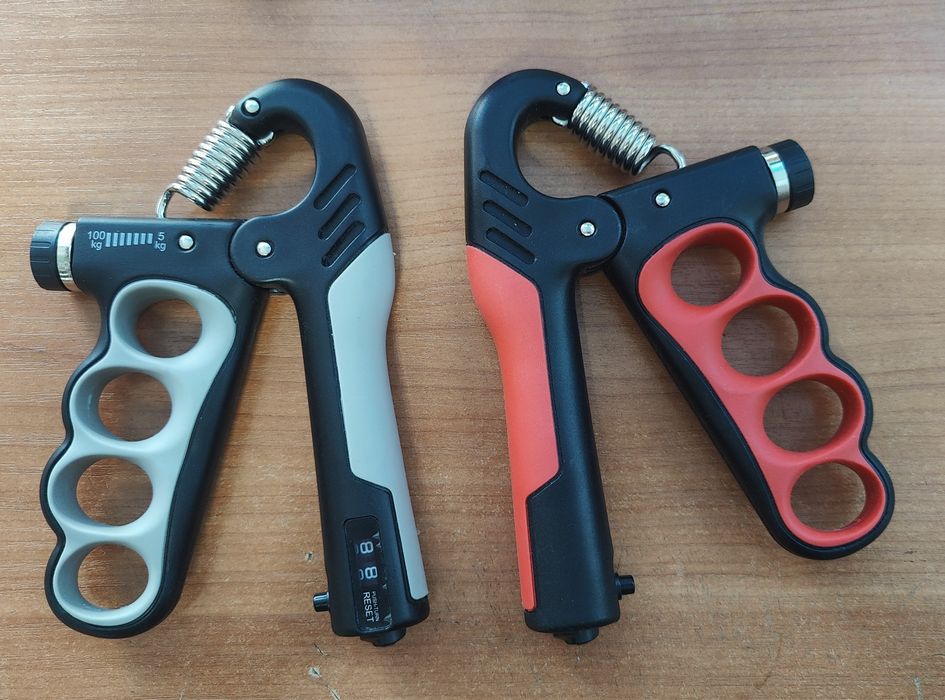 Продам тренажёры для рук