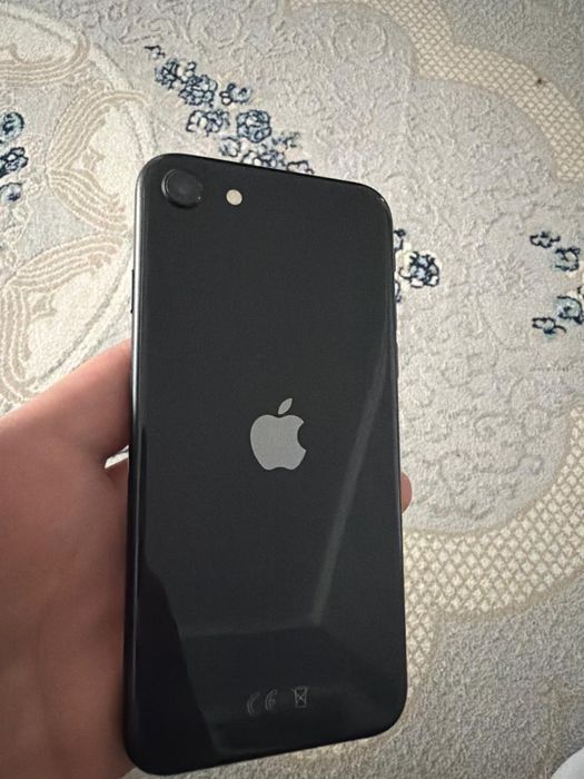 iPhone SE 2020 года