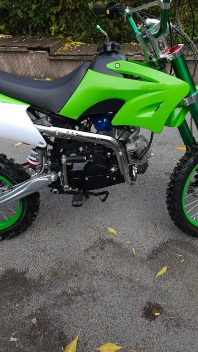 Крос 125 кубика чисто нов 2025