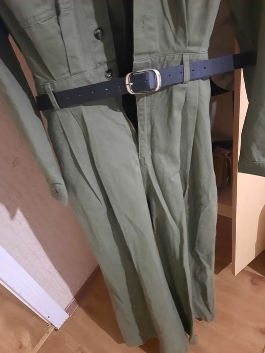 Продам комбинезон стильный