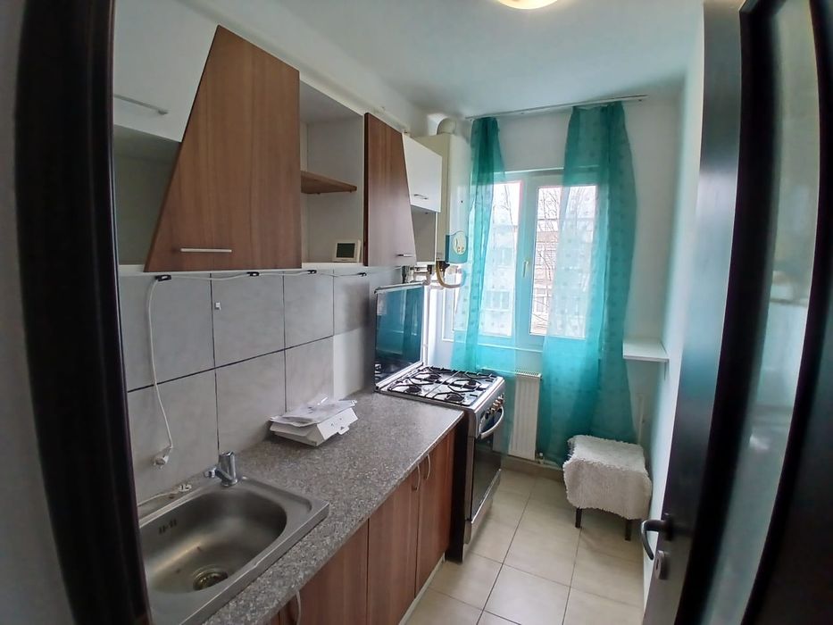 Închirierz apartament 3 camere Milcov Alecu Ruso