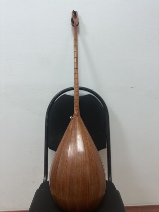 Кәсіби концерттік Домбыра Конкурстарда ойналып жүрген