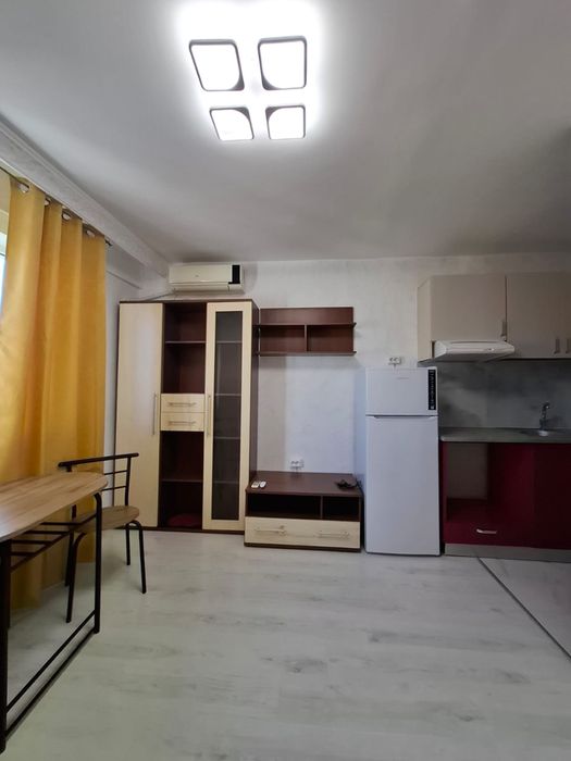 Cameră de cămin cu baie proprie zona Bularga Sectia de Politie Nr.5