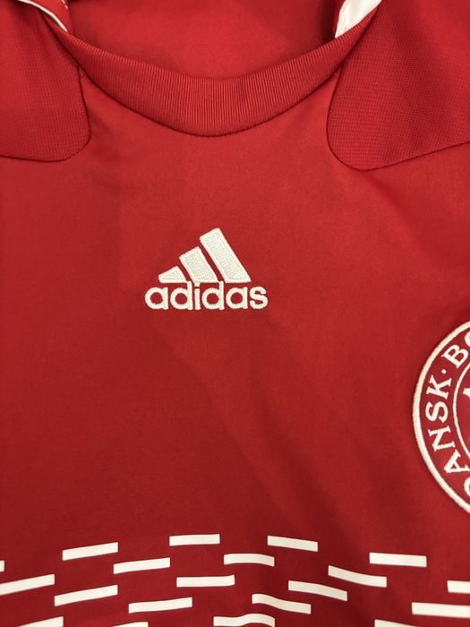 Denmark Home football shirt 2010 Soccer Adidas Jersey Mens Red Trikot