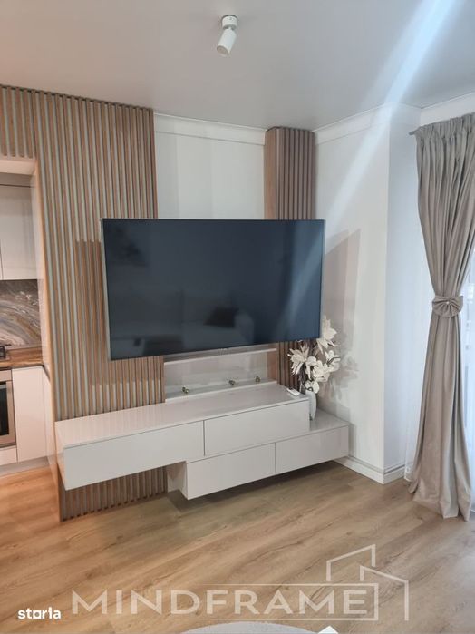 Metropolitan Residence, Viilor - Parcul Carol