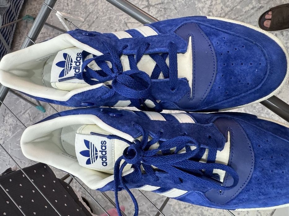 Adidas кроссовки