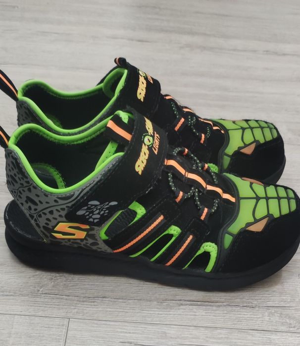 Детская обувь Skechers 34разм.