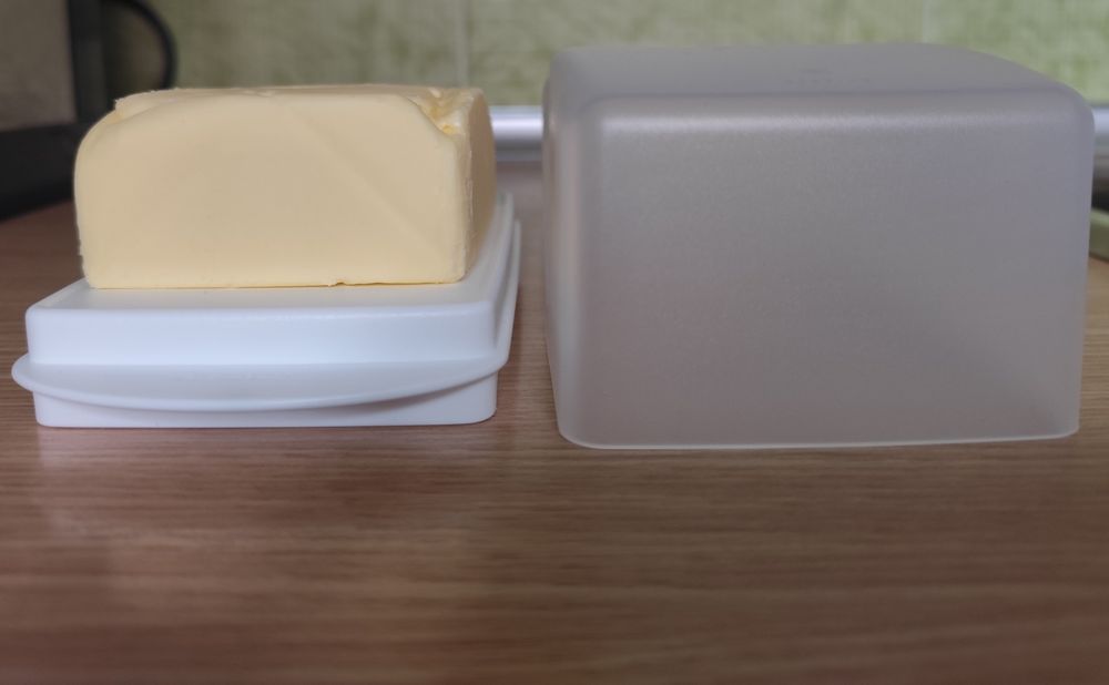 Кутия за масло Tupperware