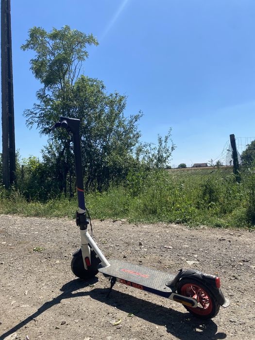 trotineta electrica aprilia
