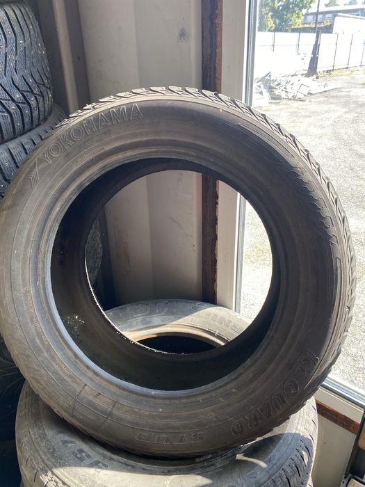 Продам комплект резины R18