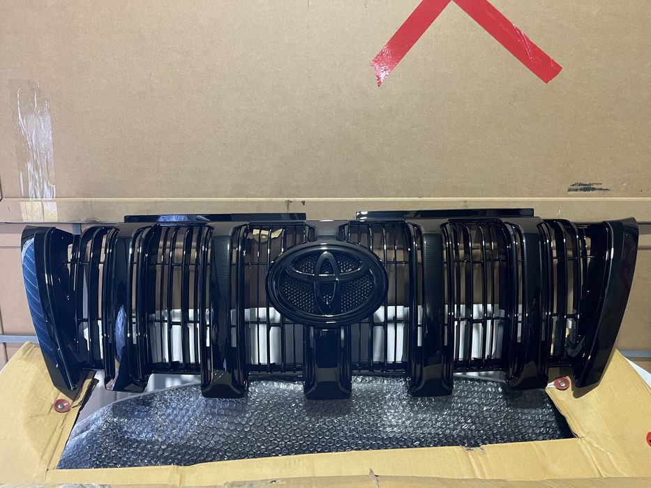 Решетка радиатора на Land Cruiser Prado 150