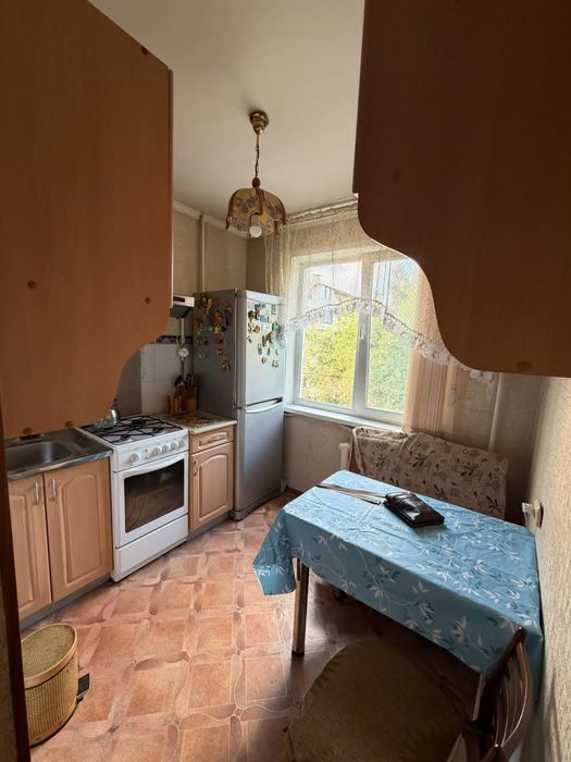 Продаётся 2 комн в центре
