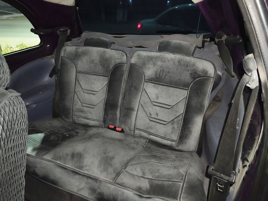 Продам машину FORD KA