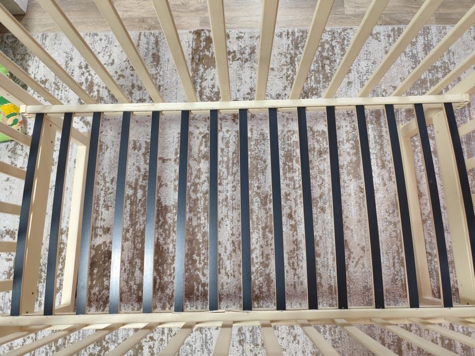 Продам детскую кроватку.