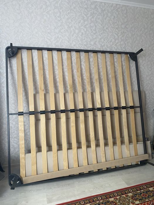 Продам кровать 180*200