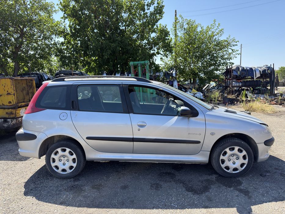 Пежо 206(комби)/ Peugeot 206SW (1.1i 44kw 2001г.) на части