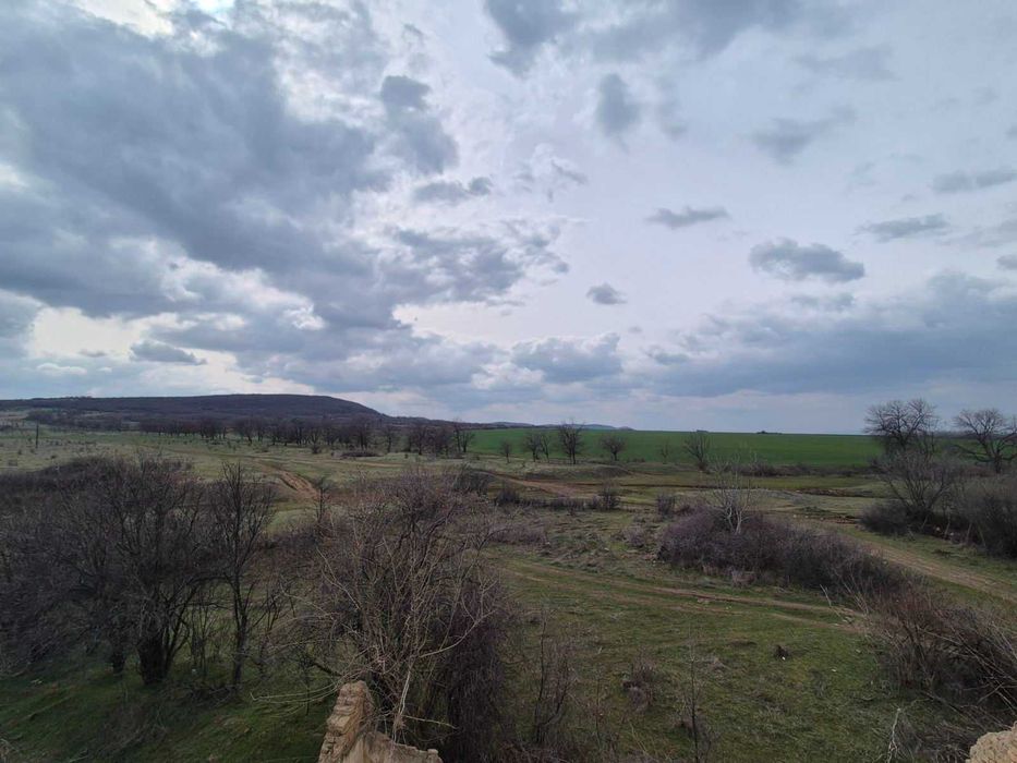 Сграда в близост до Враца .