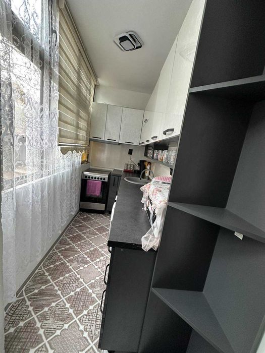 Продава се Двустаен апартамент в Карлово - 65 кв.м за 1413 €/кв.м - Снимка #4