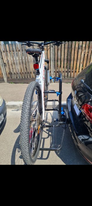 Vând suport pentru 2 biciclete