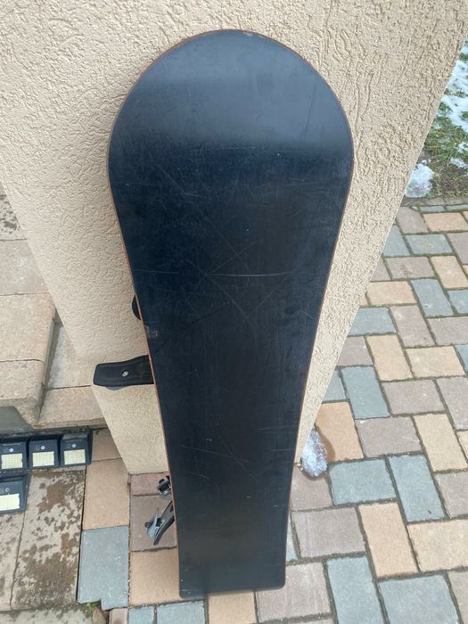 Vand placa Snowboard cu legături 140