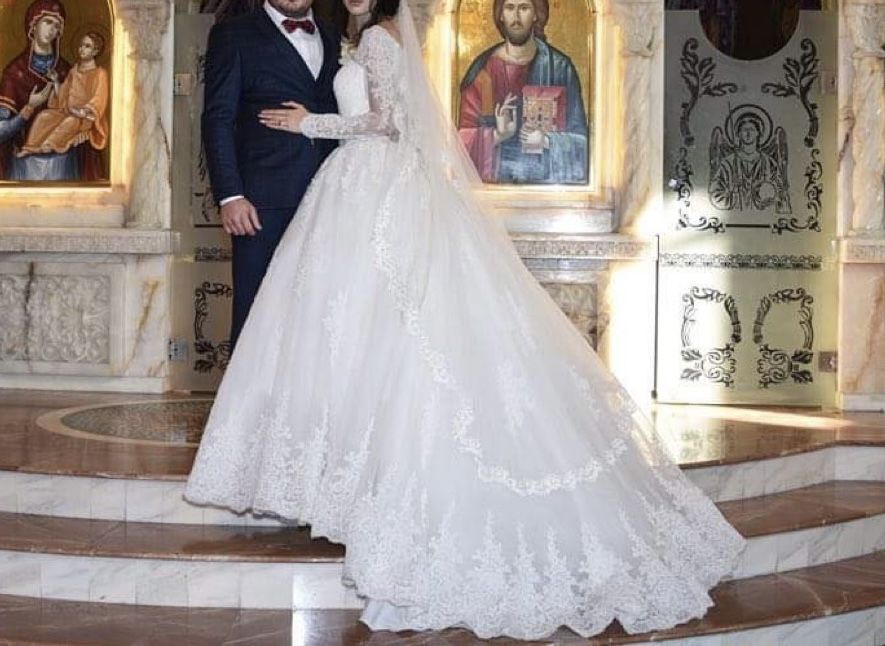 Vand rochie de mireasa