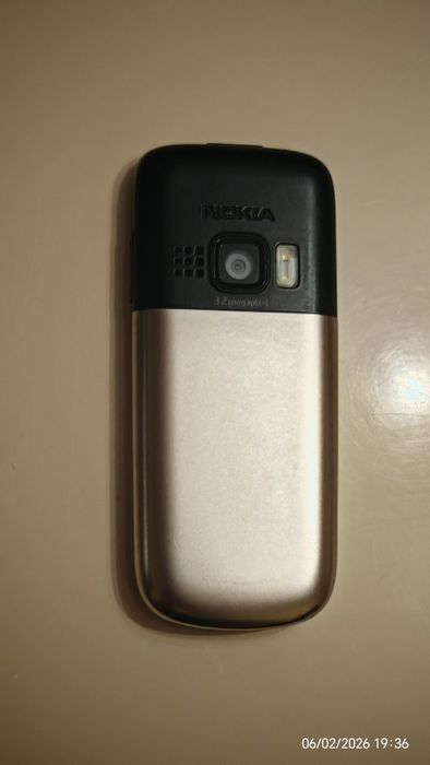 Nokia 6303c - silver edition