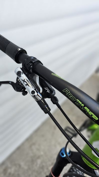 29цола карбонов bergamont