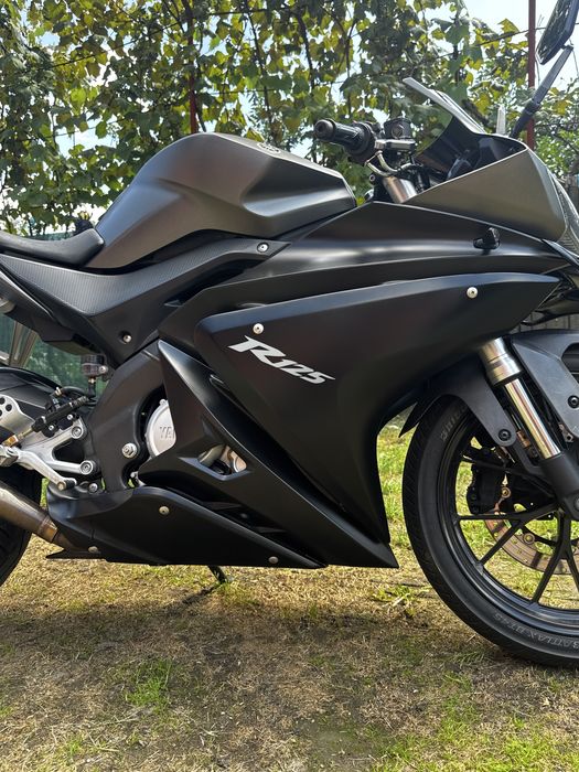 Yamaha yzf r125 2015