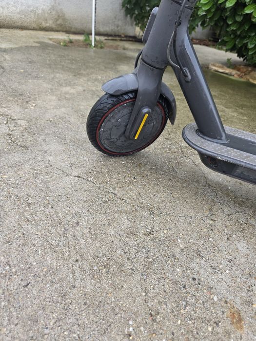 De vanzare trotinetă  xiaomi in stare bună de funcționare