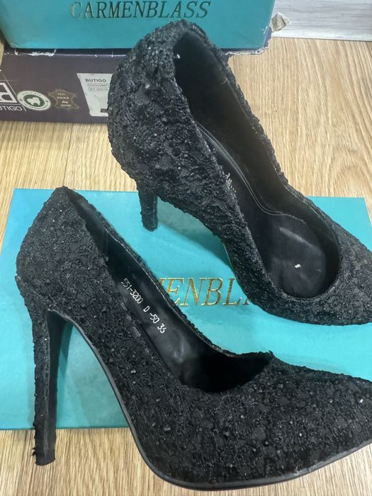 Продам женскую обувь