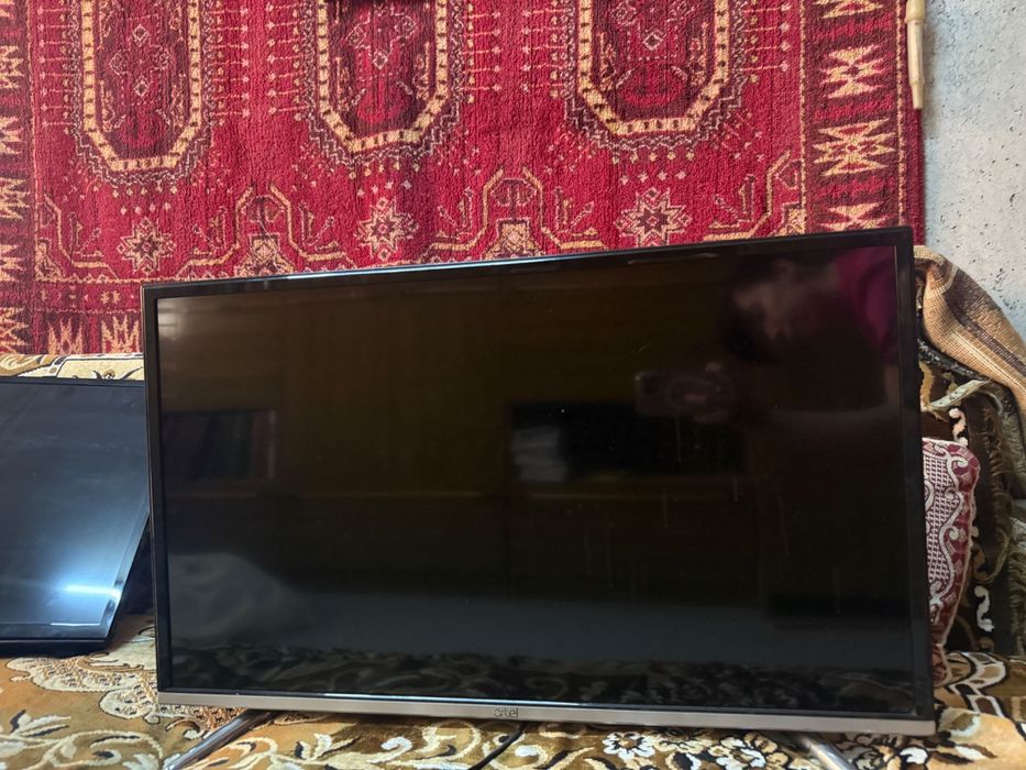 Телевизор “Artel”