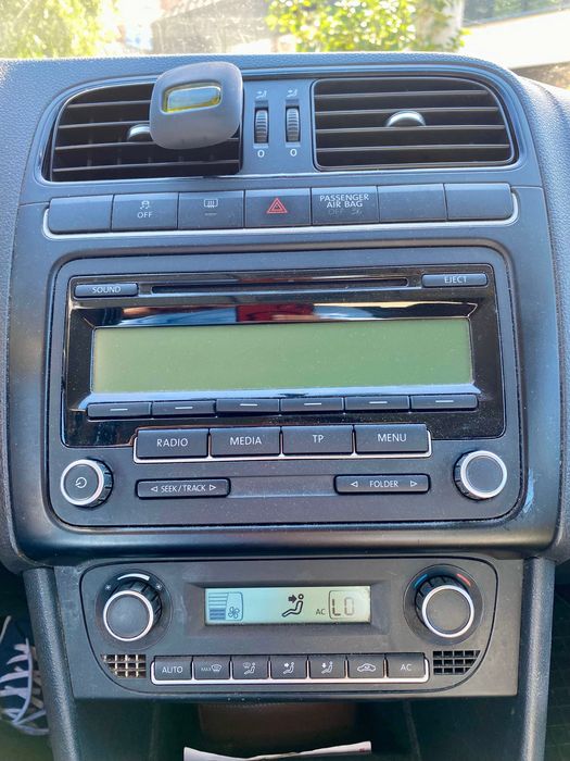 VOLKSWAGEN Polo 2010 — imagine 5