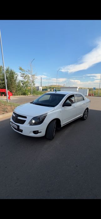 LED фары на Chevrolet Cobalt.