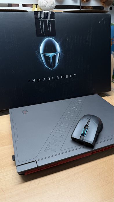 Игровой ноутбук Thanderobot  911 X