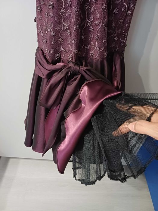 Vând rochie pentru ocazii speciale