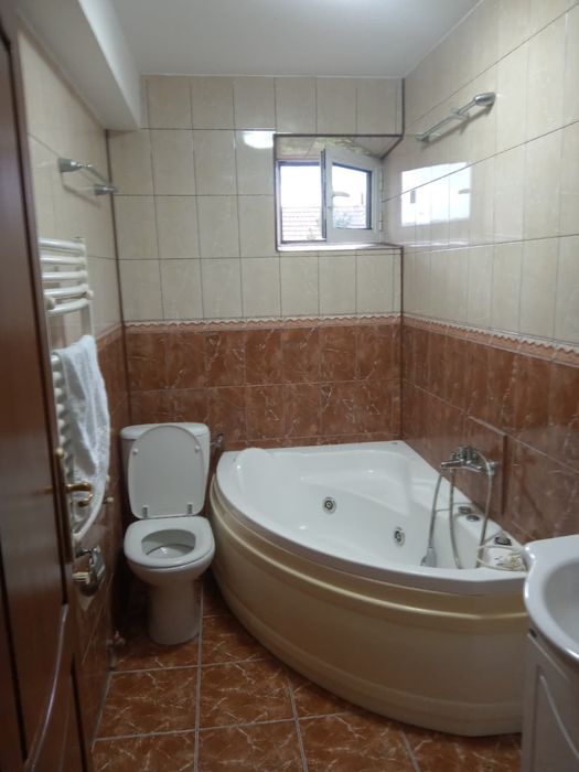 Vând apartament cu 2 camere