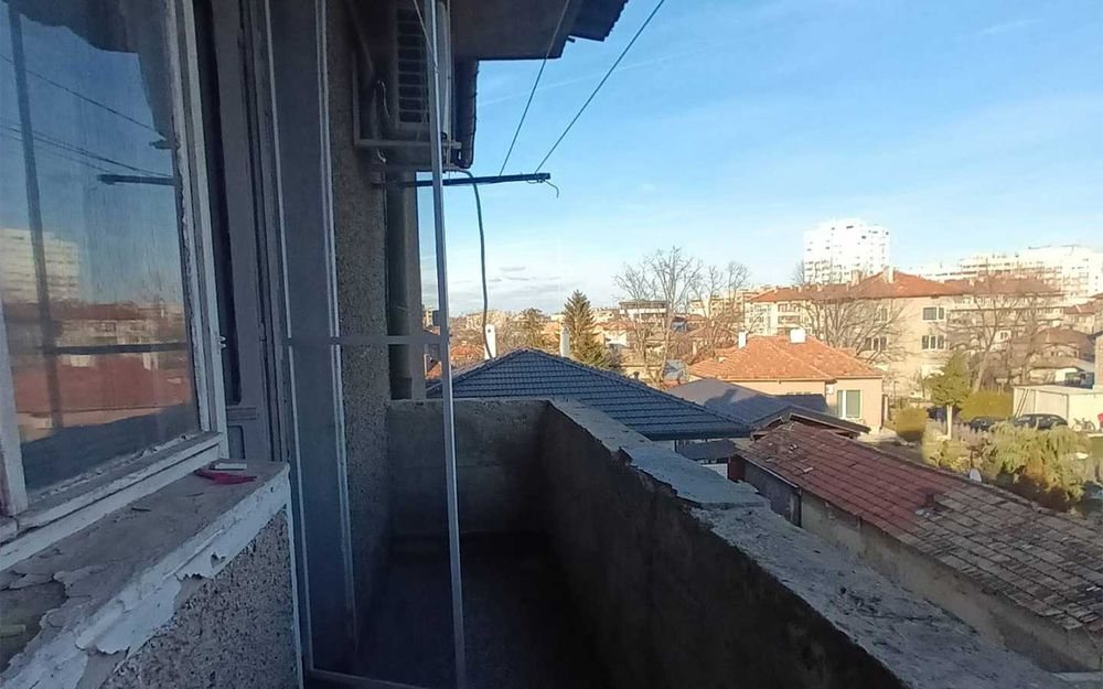 Продава се Четиристаен апартамент в Търговище, Център - 120 кв.м за 893 €/кв.м - Снимка #12