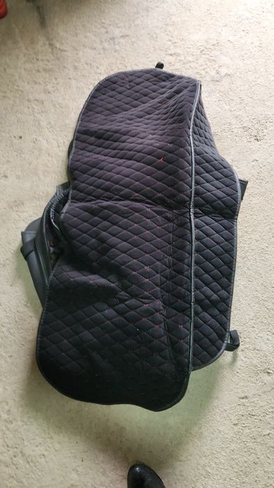 Чехлы универсальные стояли на Мазда 6GH