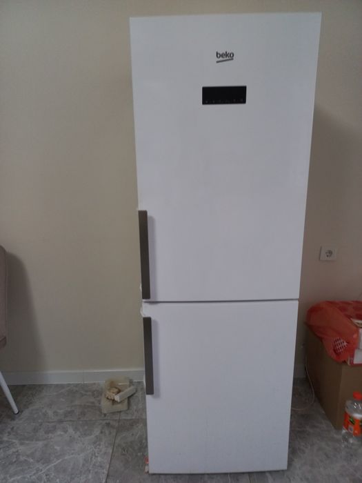 Холодйлник Вико Сатылады.