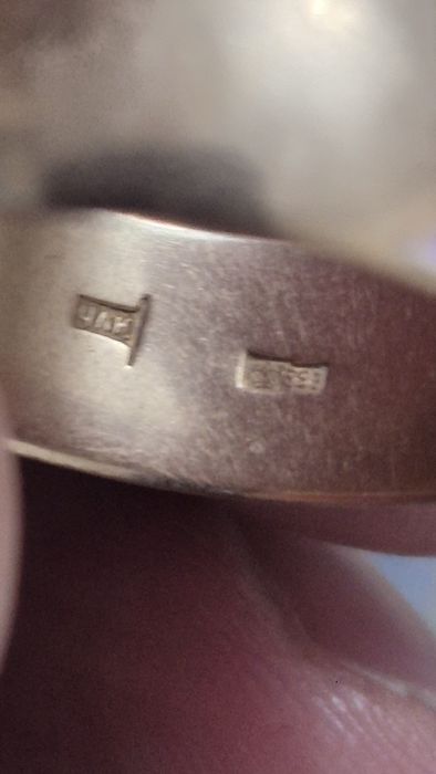 Продам золотое кольцо 583  пробы времен ссср