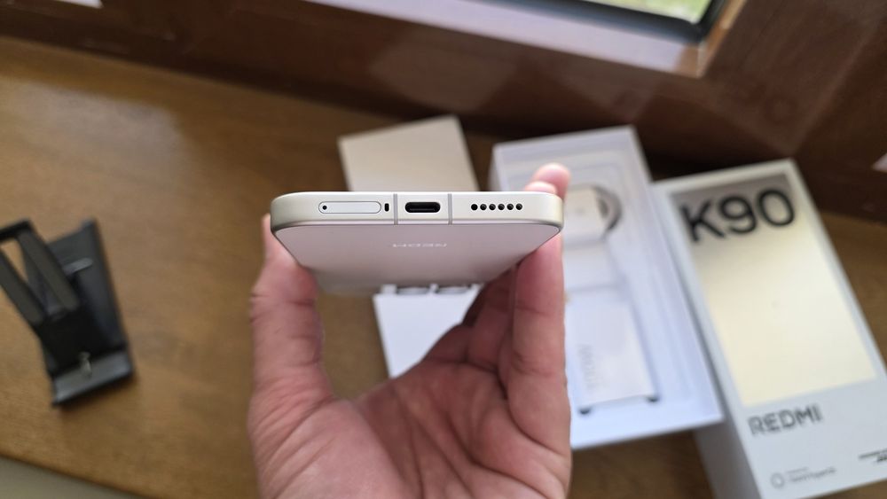 Redmi K90 в наличии