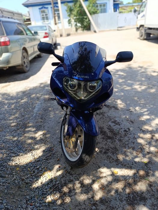 Продам мотоцикл SUZUKI