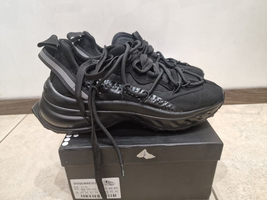 DSQUARED 2 обувки