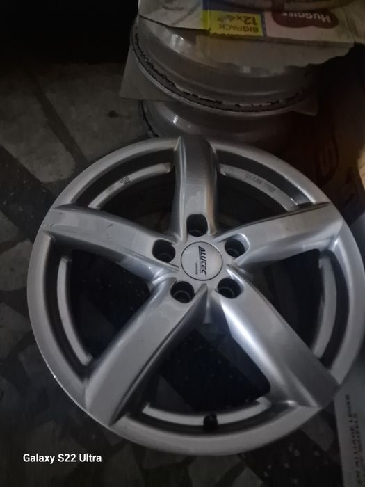 Volksvagen 17 цола Seat Skoda Mercedes  Перфектно състоян