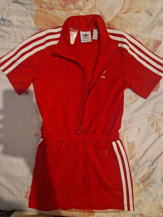 Rochita Adidas fetita