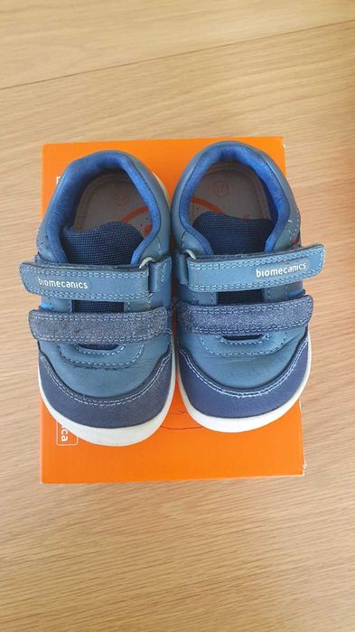 Продавам обувки на Biomecanics, размер 21