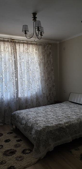 Продаю дом + Яблони Сад