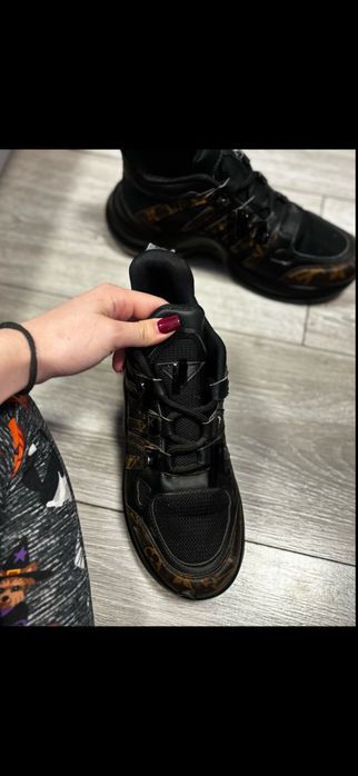 Adidasi louis vouitton
