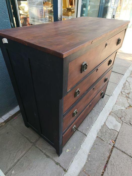 Реставриран скрин